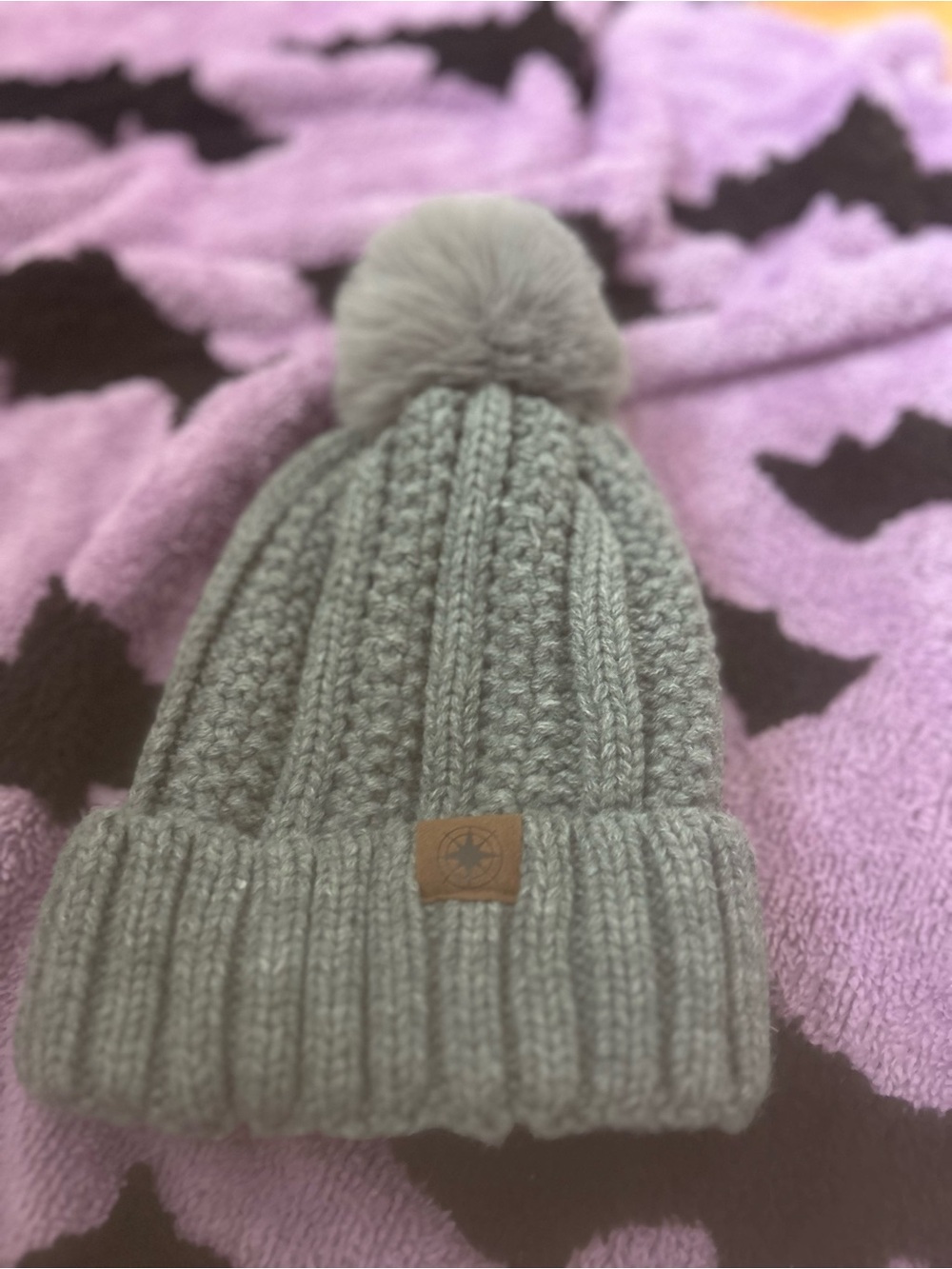 Kids Knit Pom Beanie Hat in Gray